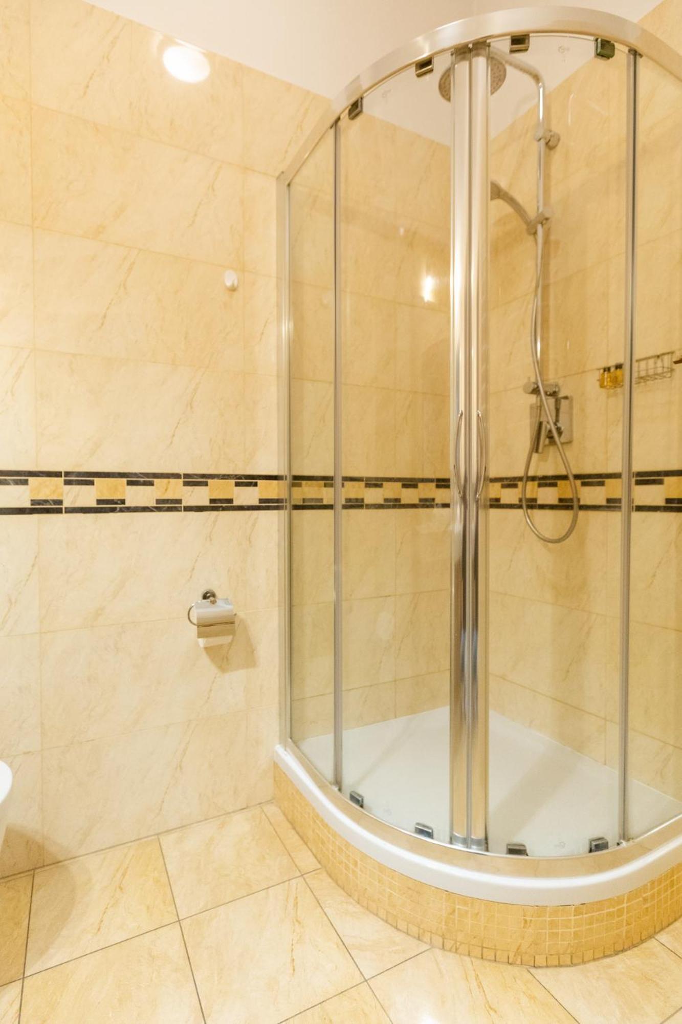 Od Kuchni - Apartamenty Люблин Екстериор снимка